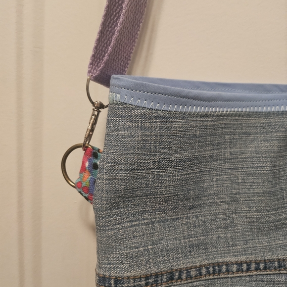 Artistic Patchwork Shoulder Bag - Picture 9 of 11